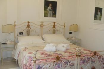 Others 3, Hotel San Giovanni, Bologna