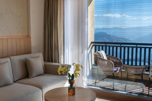 Balcony or terrace 3, dusitD2 Fagu, Shimla