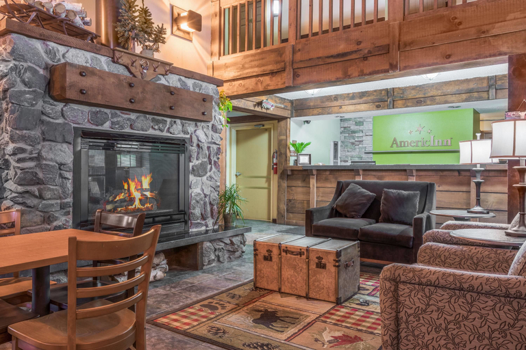 Public Area, Coratel Inn & Suites by Jasper Black River Falls, Jackson
