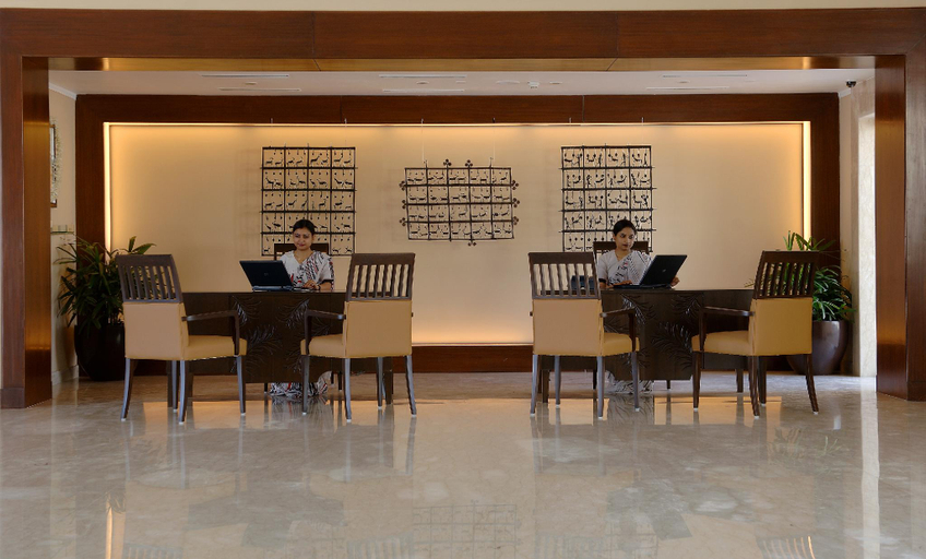 Food & Drinks 5, The Lalit Traveller Khajuraho, Chhatarpur