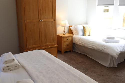 Others 4, The New Inn, Fife
