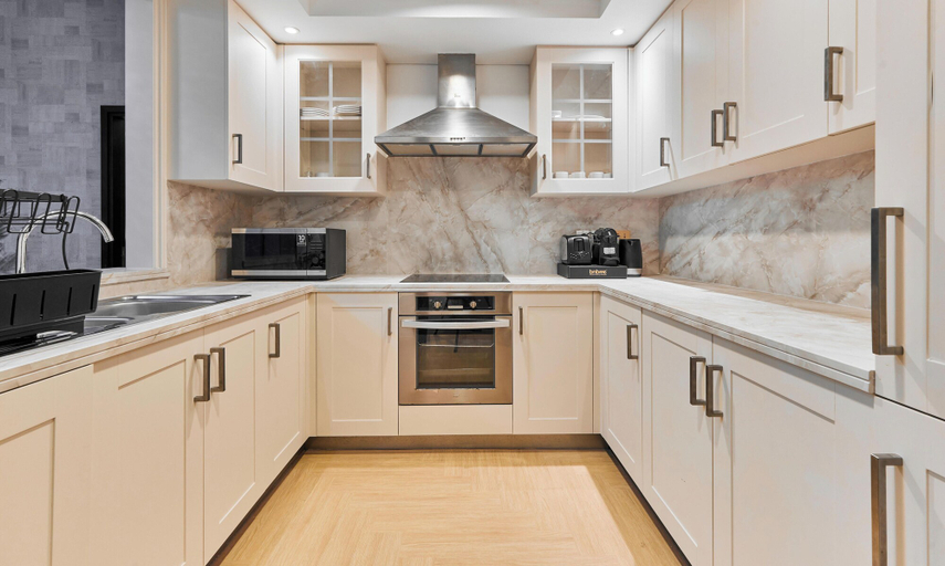 Private kitchen 4, bnbme - 29 Boulevard - 2BR, Dubai