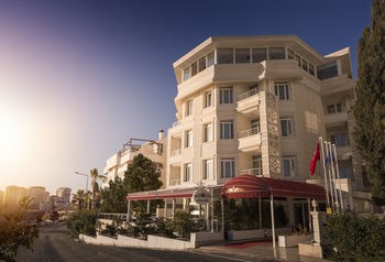 Others 4, Altes Hotel, Antalya