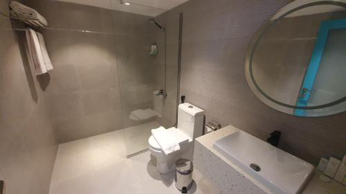 Bathroom 3, Al Rayyan Tower, Jeddah
