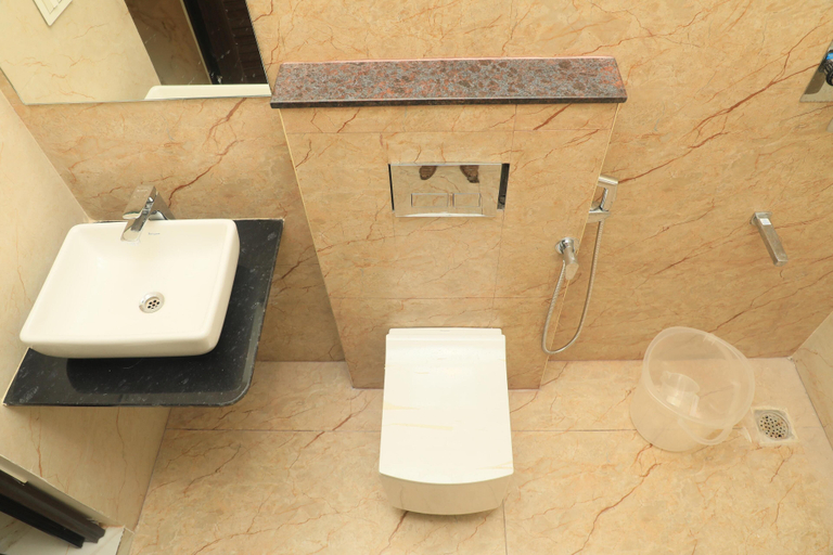 Bathroom 4, Hotel Royal Inn, Tiruvannamalai