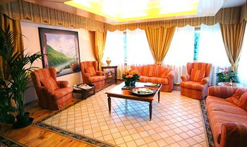 Others 2, Hotel Italia, Aosta