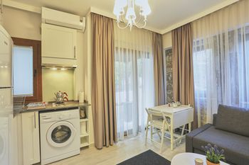 Others 5, Alp Suites Lavanta, Ula