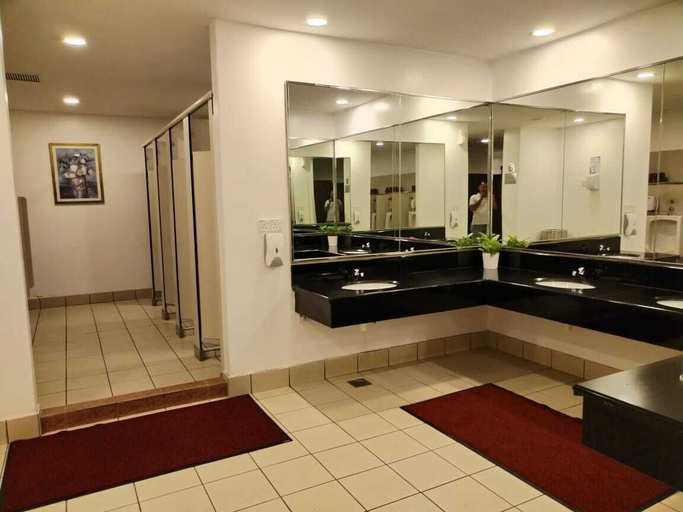 Bathroom 5, KL PREMIER SUITE AT TIMES SQUARE, Kuala Lumpur