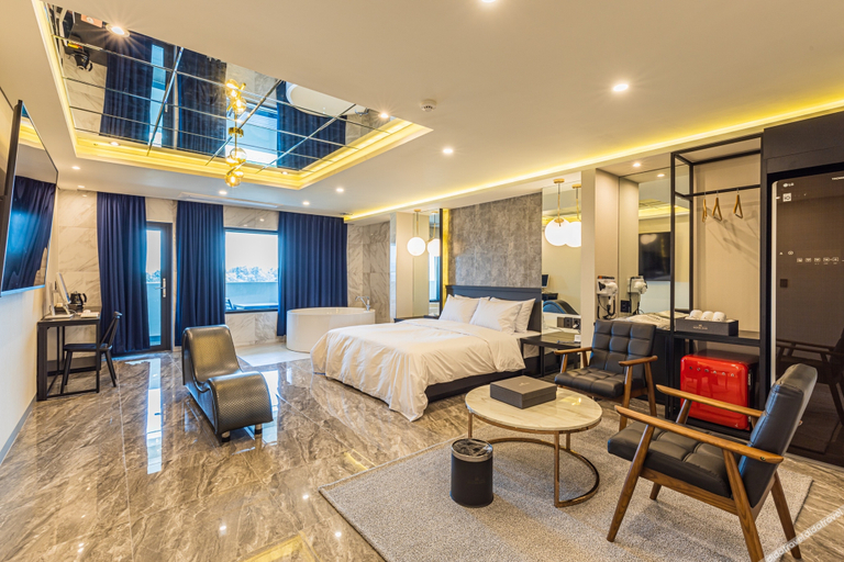 Bedroom 4, Seosan Hotel 645, Seosan