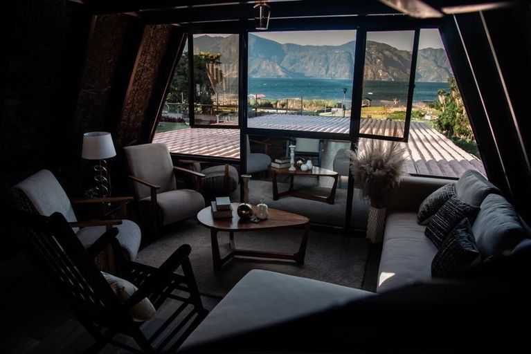 Others 5, Hotel Los Olivos, Santiago Atitlán