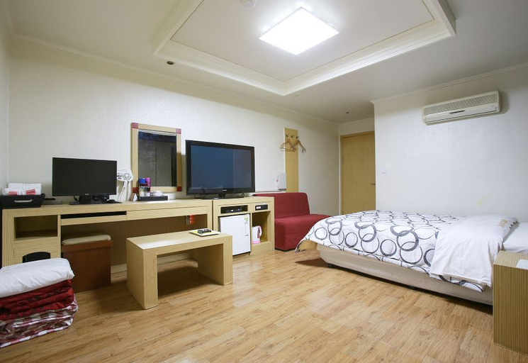 Bedroom 2, Incheon (Yeonanbudu) ForU, Jung
