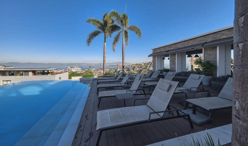 Pool 5, Luxurious 1BR Condo in Zona Romantica - Pool, Puerto Vallarta