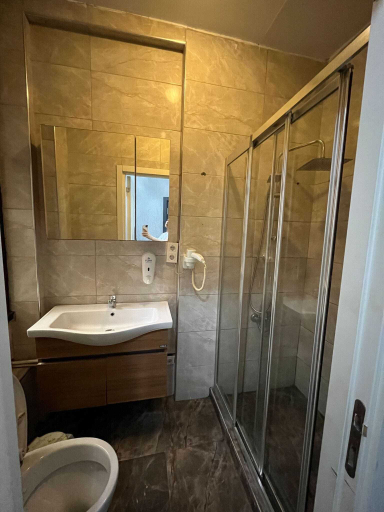 Bathroom 5, Nest Suite, Şişli