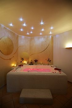 Indoor Spa Tub, Ringhotel Krone Schnetzenhausen, Bodenseekreis
