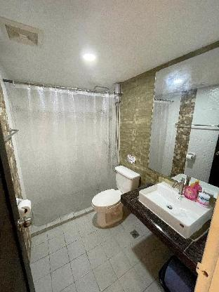 Bathroom, Spotlight Hotel near Hundred Islands wharf, Alaminos City