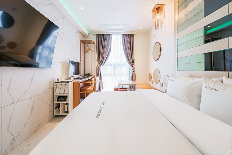 Bedroom 3, Incheon Geomdan New Town Hotel California, Gimpo