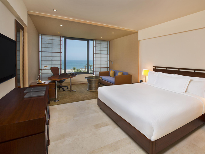 Bedroom 2, Hilton Kuwait Resort