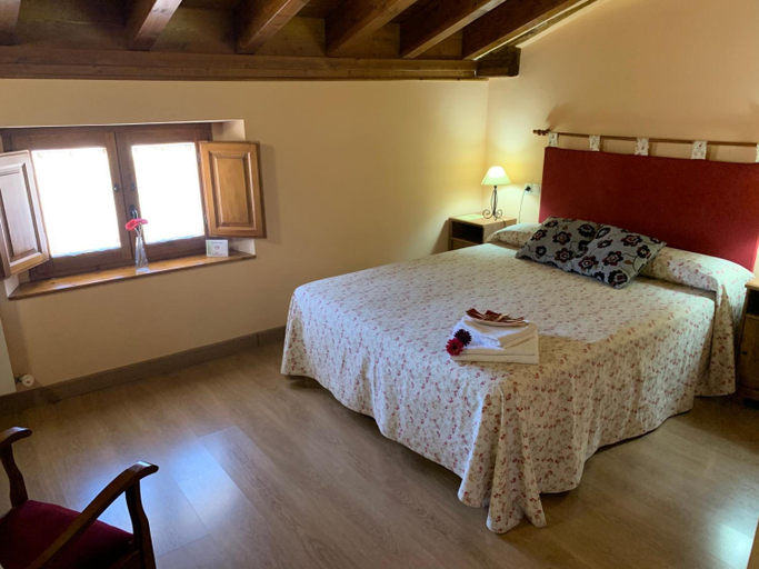 Bedroom 2, La Cabala de Ibeas, Burgos