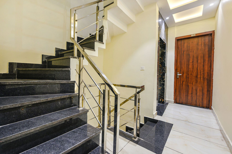 Public Area 3, Fabhotel Dm Residency, Amritsar