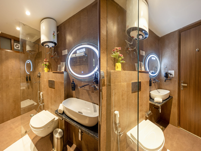 Bathroom 5, Saltstayz Premier - Paschim Vihar, Delhi