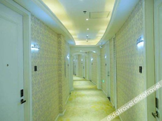 Others 4, Romeo Hotel, Lishui