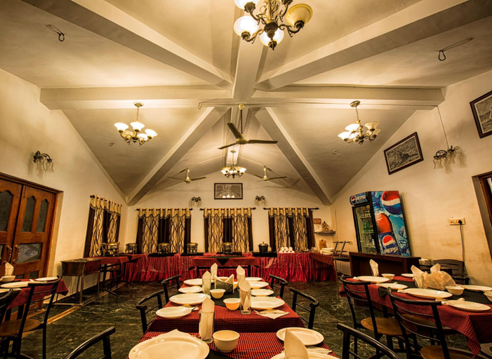 Food & Drinks, Grand Tiger Resort, Balaghat