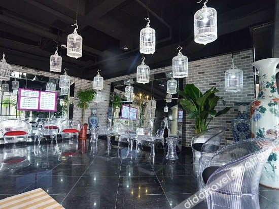 Food & Drinks 2, Qingdao Bixu Boutique Hotel (Central Business District CapitaLand), Qingdao
