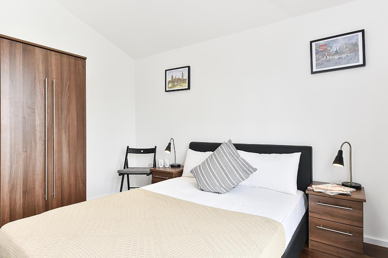 Bedroom 5, Borough Market Apartments, London