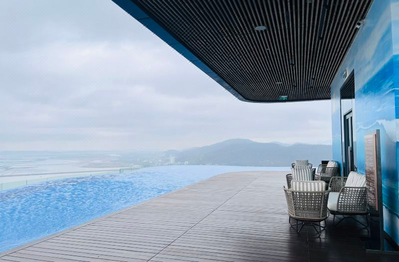 室外游��池, A La Carte Ha Long Bay Apartments by Kevin & Anna, Hạ Long
