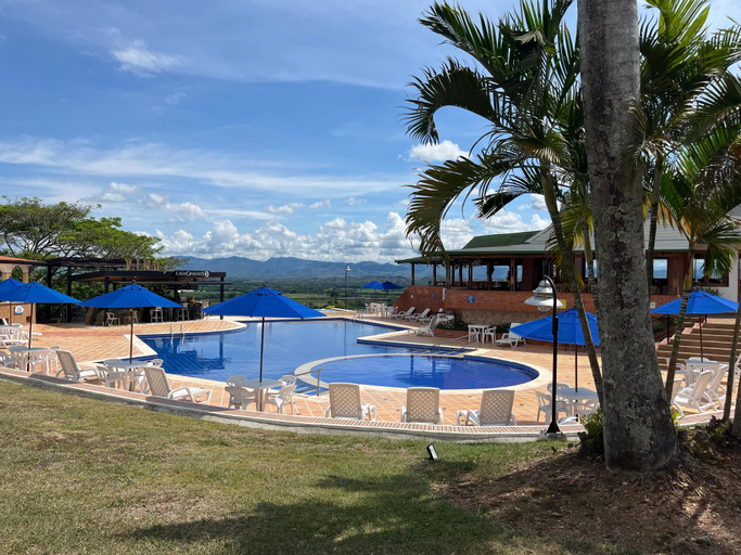 Sport & Beauty 2, Hotel Los Vinedos, La Victoria