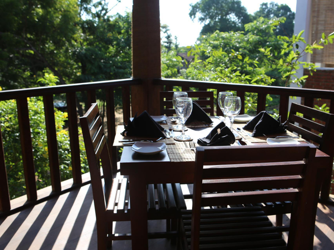 Food & Drinks 5, Vallee 69 Eco Leisure, Thissamaharama