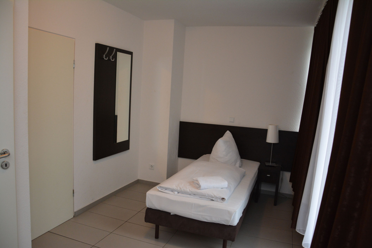 Others 2, Mosel Hotel Frankfurt, Frankfurt am Main