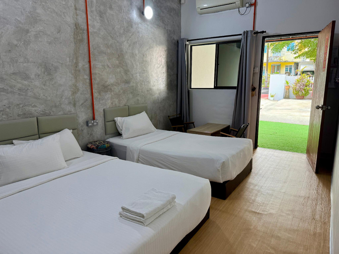 Bedroom, Ardour Lodge - Room A1(TRIPLE ROOM), Pulau Penang
