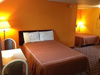 Others 5, Red Carpet Inn Niagara Falls, Niagara