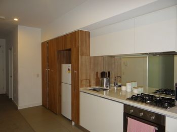 Others 3, Amazing Accommodation Vogue, Melbourne