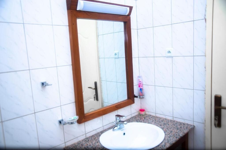 Others 2, Quality Inn Hotel Kigali, Kicukiro