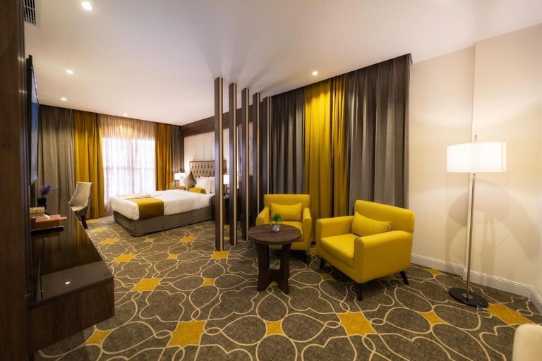 Bedroom 2, Garden Millennium Hotel - Abha