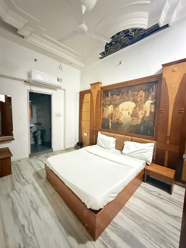 Bedroom 2, Hotel Rest & Peace, Airport, Ahmadabad