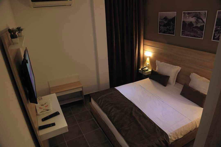 Others 4, MONDIAL HOTEL, Médina