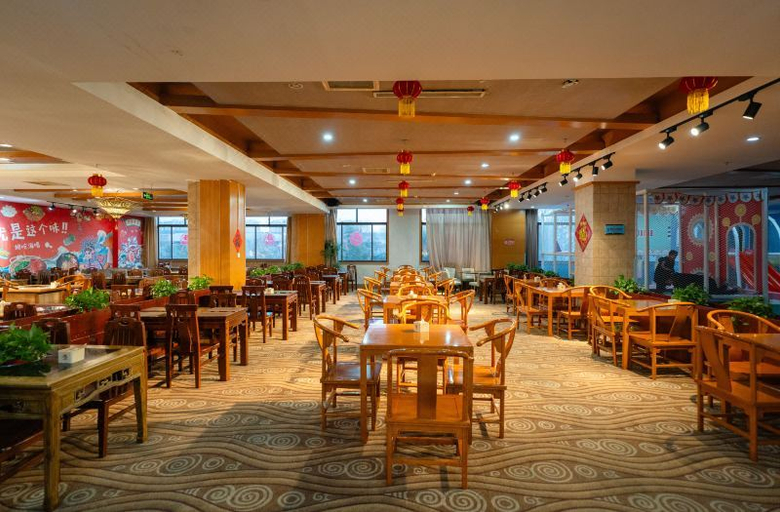 Food & Drinks 3, Zhisheng Hot Spring Guest Reception Center (Zhisheng Hot Spring Resort No.1 Building), Linyi