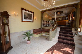 Others 3, Hotel Unter den Linden, Rheingau-Taunus-Kreis