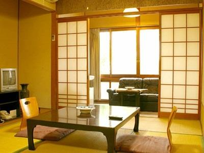 Others 2, Toramaru Ryokan, Kotohira