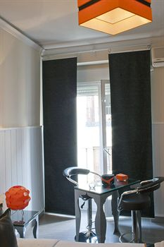 Others 4, Hostal Oxum, Madrid