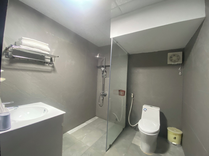 Bathroom 3, MUBEE Homestay, Huế