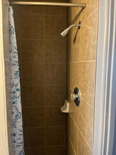 Bathroom 4, American Inn, Sacramento