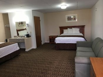 Others 3, Valley Motel, Alamosa