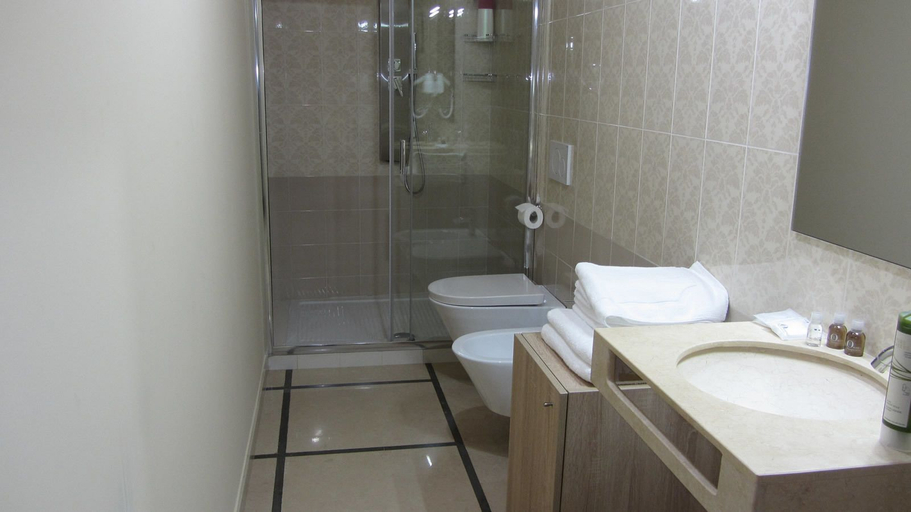 Bathroom 5, Dimora Charleston SPA Lecce, Lecce