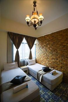 Others 2, Ohana House 7011, Malacca City