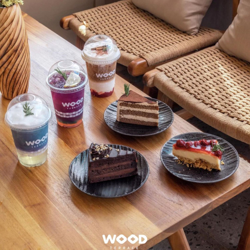 Food & Drinks 3, The Wood Terrace, Phuket Island