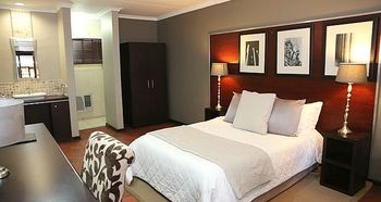 Others 2, Kakamas Hotel, Siyanda